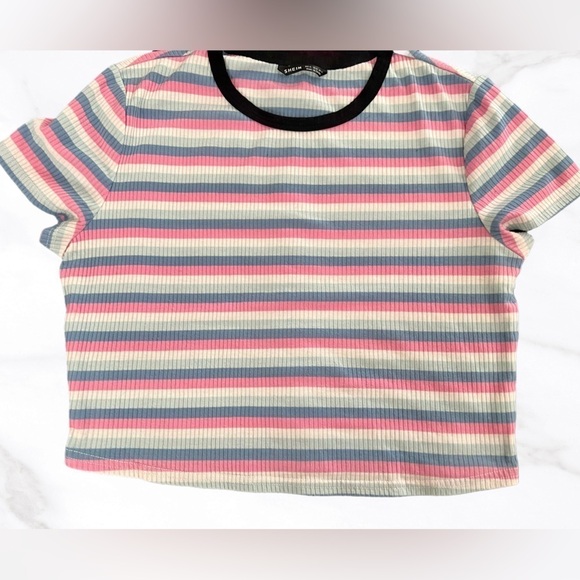 Shein Pink striped Crop Top size XL - Picture 1 of 2